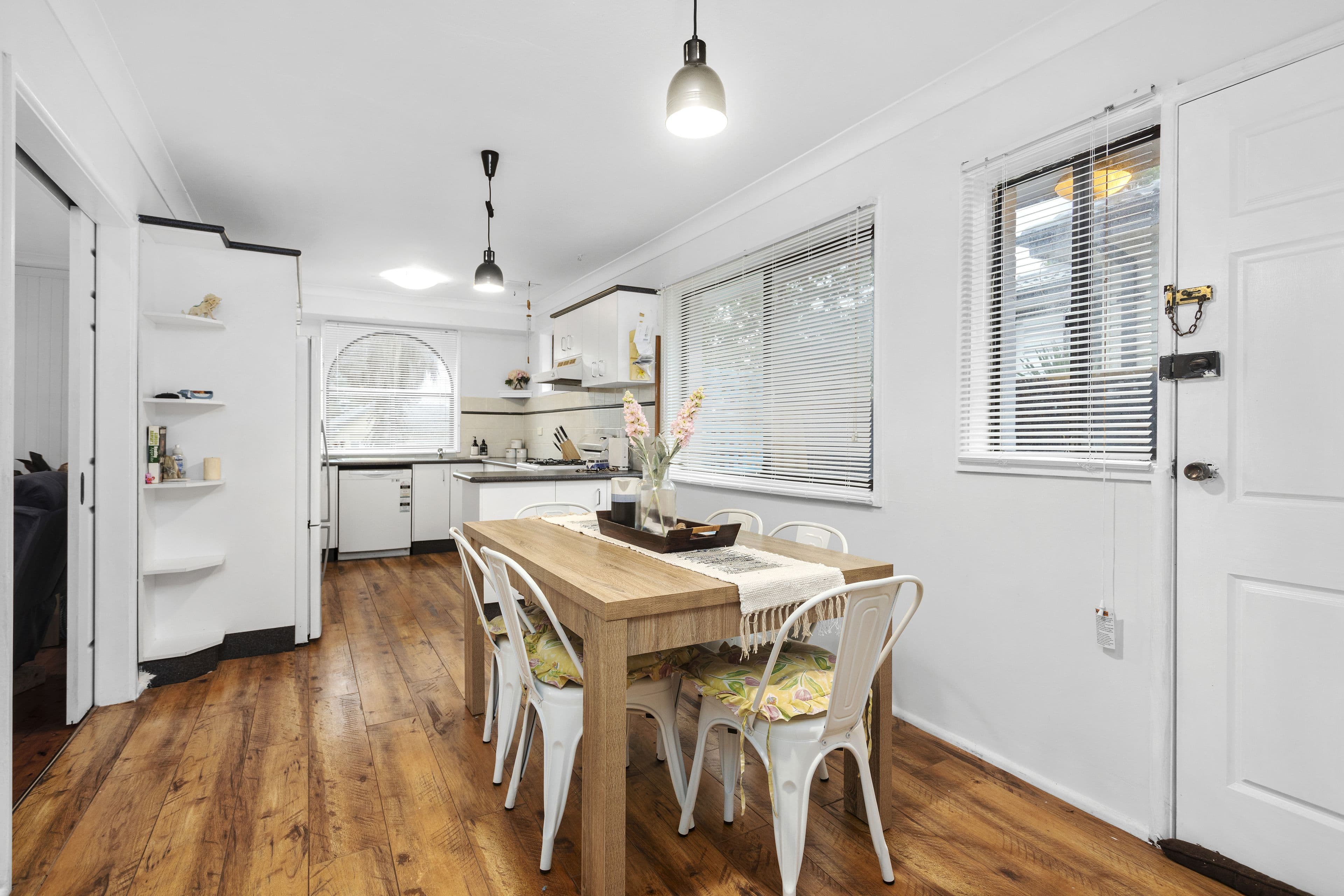 8 Macquarie Street, Albion Park NSW 2527, Albion Park - Thumbnail 2