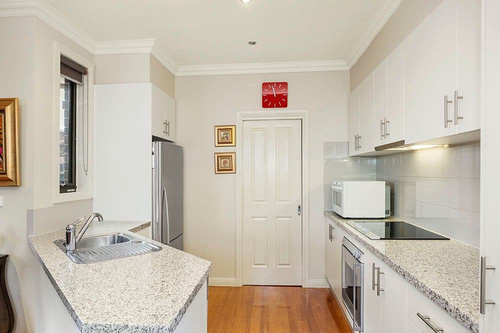 16 Avon Street, BULLEEN VIC 3105, Bulleen - Thumbnail 3