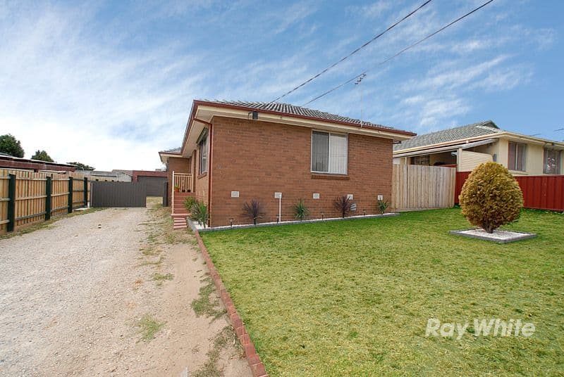 9 Allison Avenue, EUMEMMERRING VIC 3177, Eumemmerring - Image 1