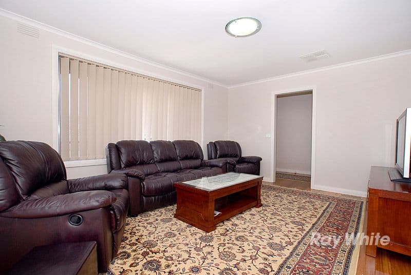 9 Allison Avenue, EUMEMMERRING VIC 3177, Eumemmerring - Thumbnail 4