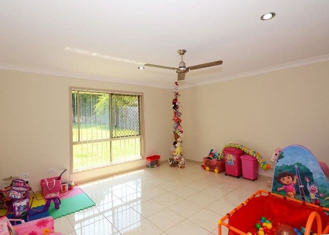 17 Arlington Court, KAWUNGAN QLD 4655, Kawungan - Thumbnail 4
