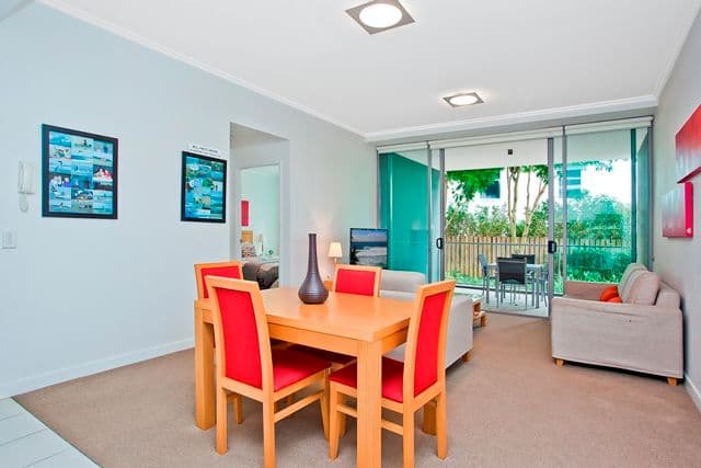 2002 'Freshwater Point' 33 TE Peters Drive, BROADBEACH WATERS QLD 4218, Broadbeach Waters - Thumbnail 3