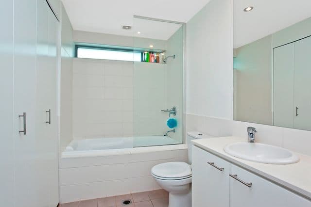 2002 'Freshwater Point' 33 TE Peters Drive, BROADBEACH WATERS QLD 4218, Broadbeach Waters - Thumbnail 6
