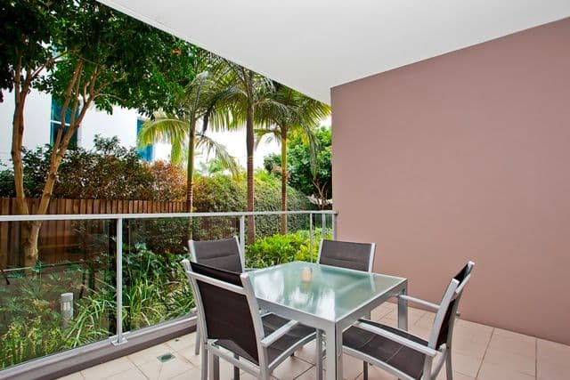 2002 'Freshwater Point' 33 TE Peters Drive, BROADBEACH WATERS QLD 4218, Broadbeach Waters - Thumbnail 8