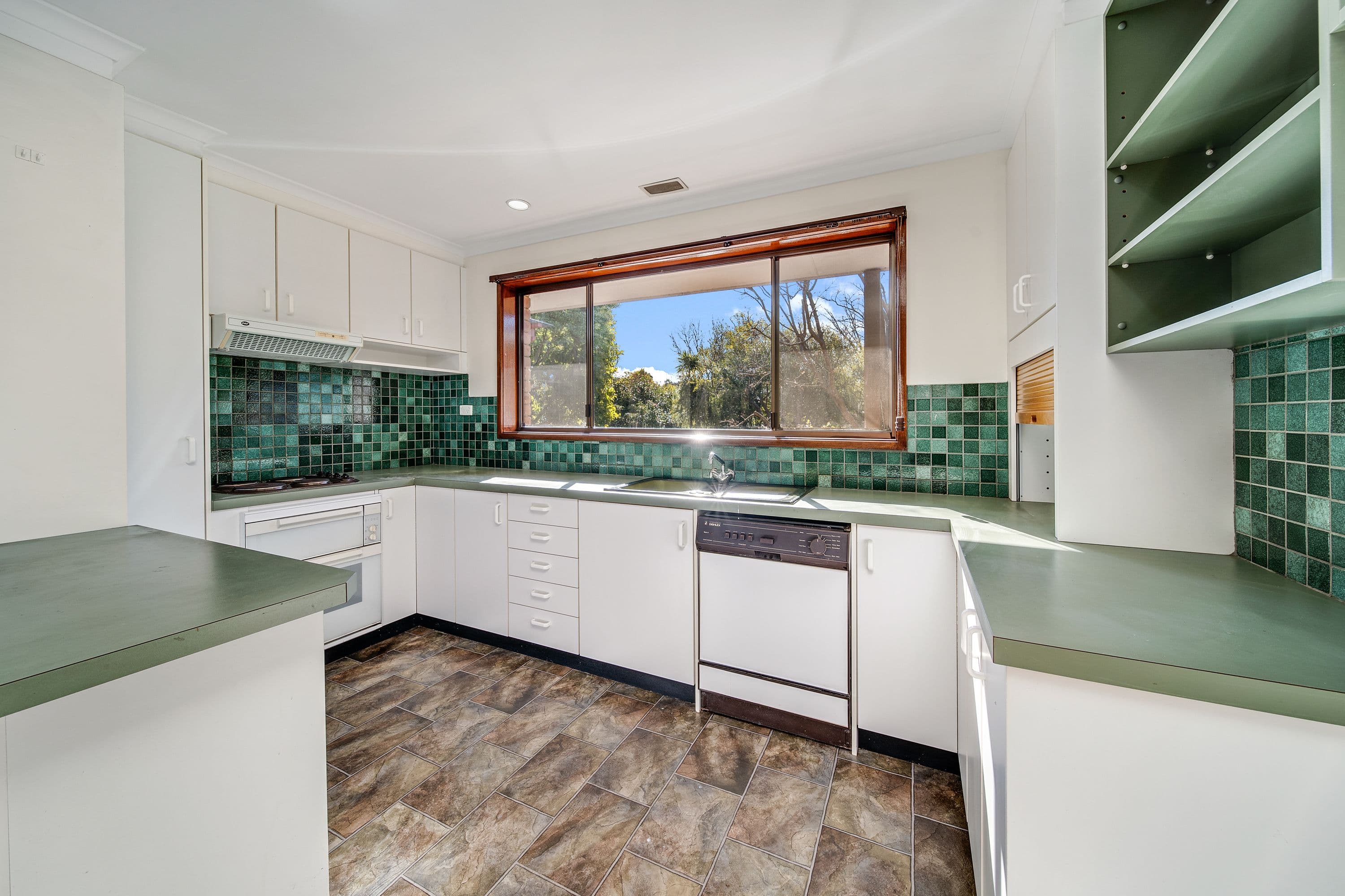8 Inglis Place, Latham ACT 2615, Latham - Thumbnail 4