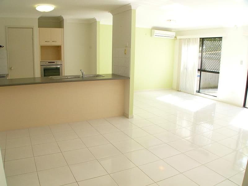 74 Plaza Street, WYNNUM WEST QLD 4178, Wynnum West - Thumbnail 5