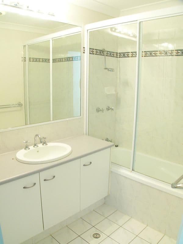 74 Plaza Street, WYNNUM WEST QLD 4178, Wynnum West - Thumbnail 6