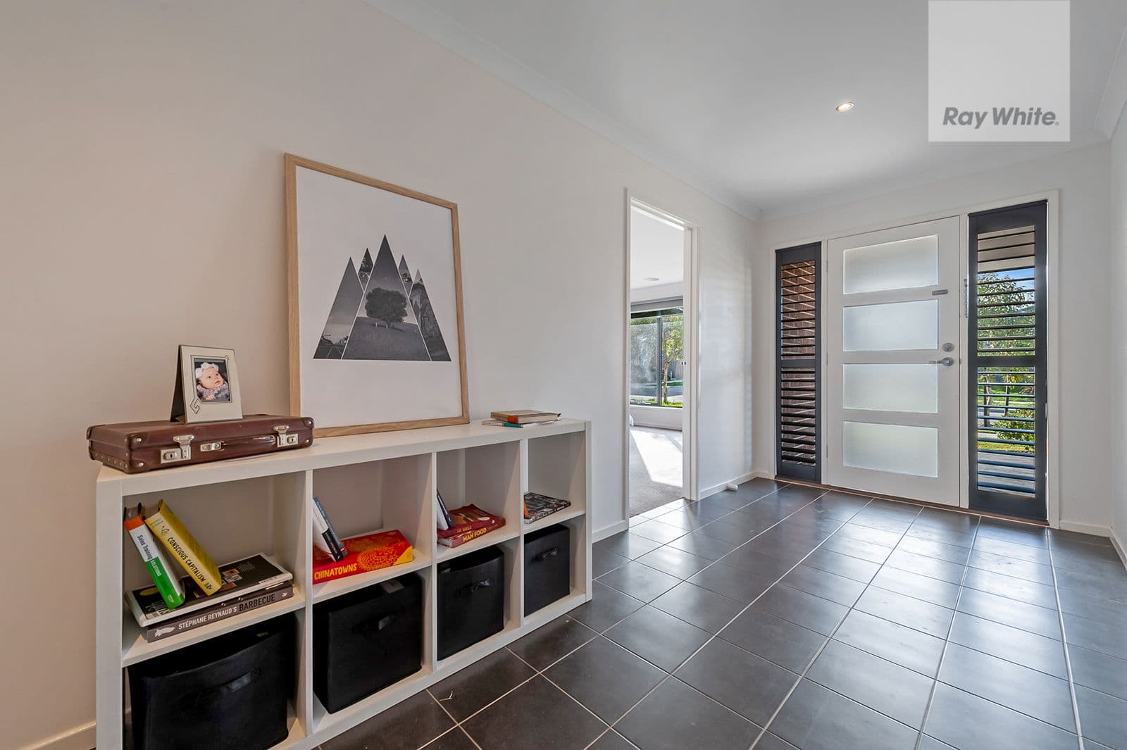 9 Nebula Crescent, Mickleham VIC 3064, Mickleham - Thumbnail 2