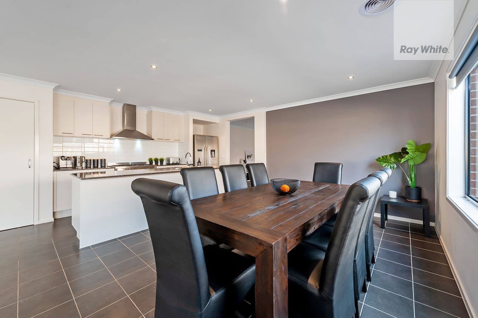 9 Nebula Crescent, Mickleham VIC 3064, Mickleham - Thumbnail 5