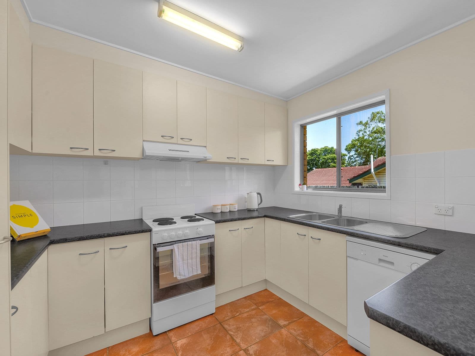49 Conifer Street, Alderley QLD 4051, Alderley - Thumbnail 3