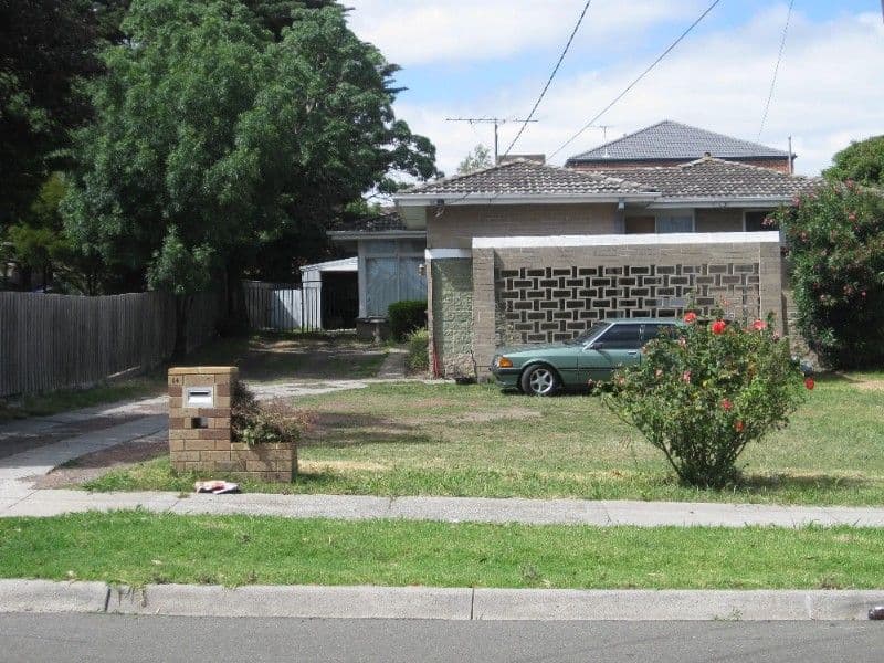 14 Ian Grove, MOUNT WAVERLEY VIC 3149, Mount Waverley - Thumbnail 2
