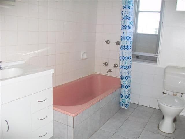 18 Hunter Street, ROMA QLD 4455, Roma - Thumbnail 5