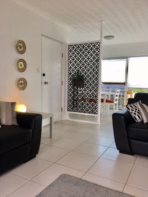 32 Kinmond Avenue, Wavell Heights QLD 4012, Wavell Heights - Thumbnail 2