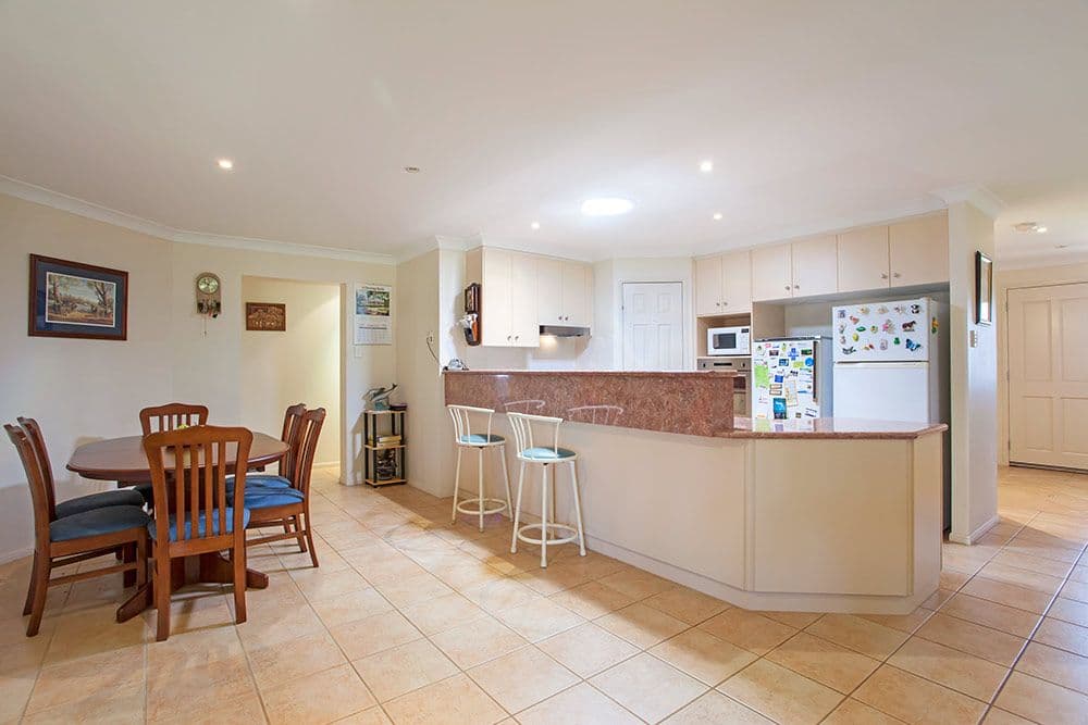 59 Palmer Drive, HIGHFIELDS QLD 4352, Highfields - Thumbnail 4