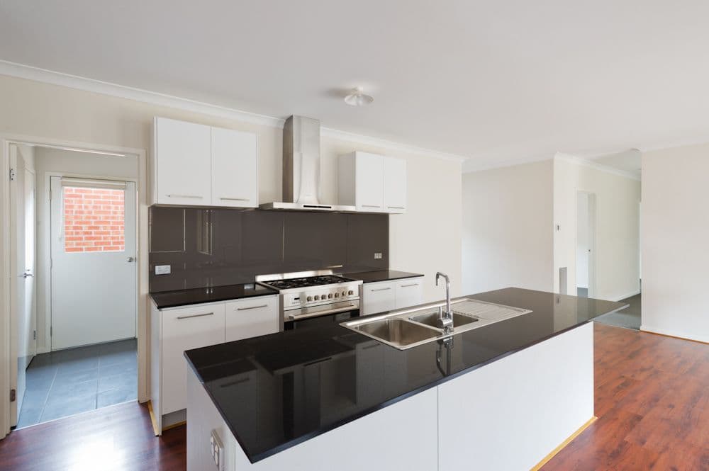 16 Fantail Way, BROOKFIELD VIC 3338, Brookfield - Thumbnail 2