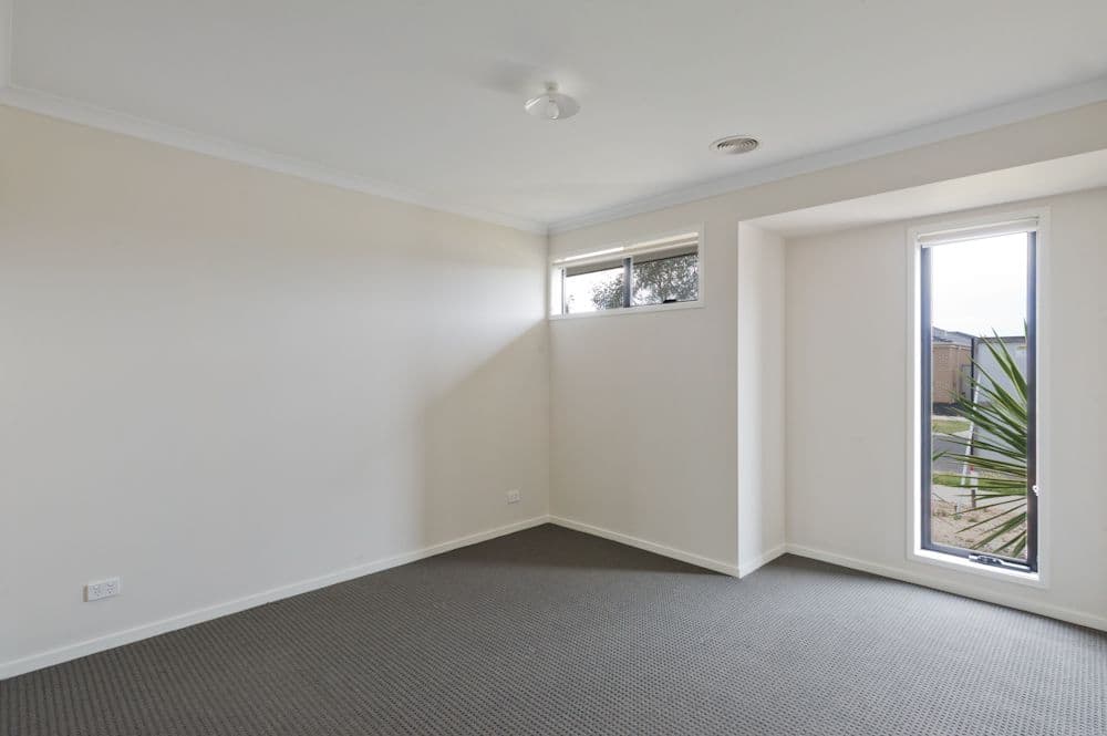16 Fantail Way, BROOKFIELD VIC 3338, Brookfield - Thumbnail 4