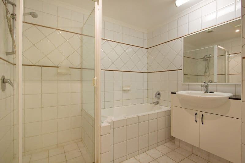24 Harry Chan Avenue, DARWIN NT 0800, Darwin City - Thumbnail 5