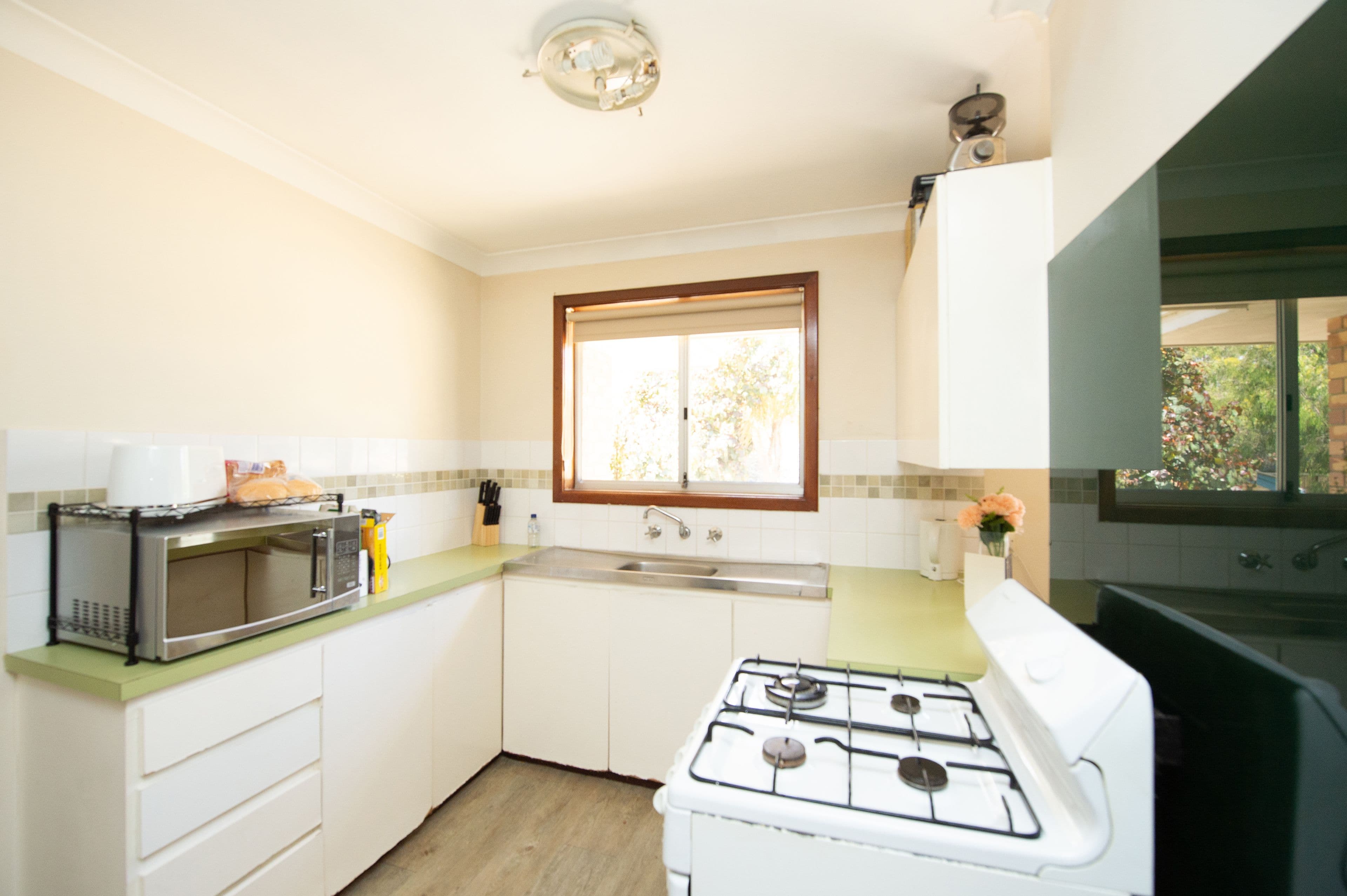 10 Mawson Place, Withers WA 6230, Withers - Thumbnail 4