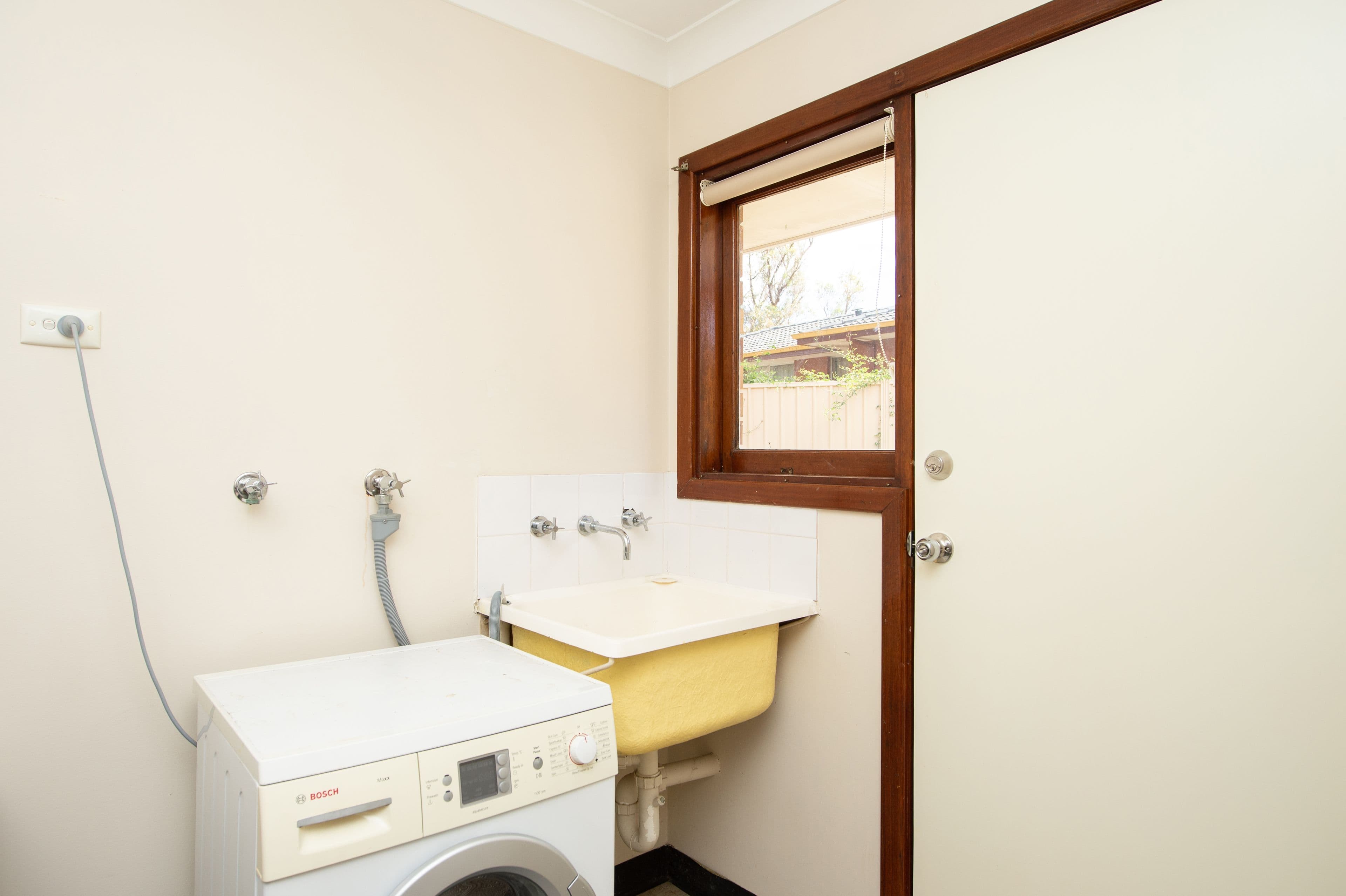 10 Mawson Place, Withers WA 6230, Withers - Thumbnail 5