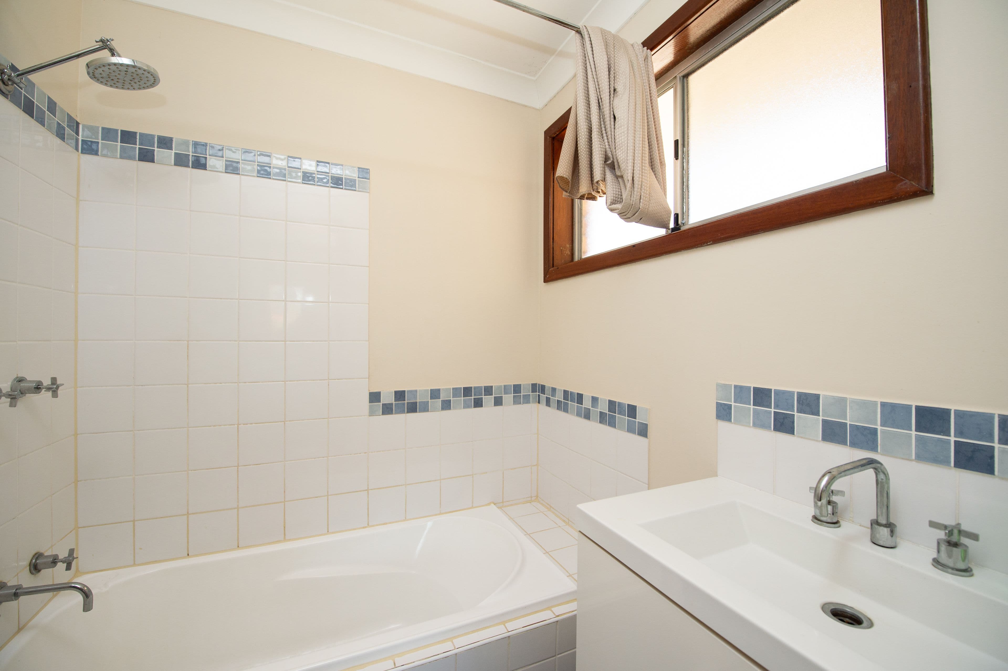 10 Mawson Place, Withers WA 6230, Withers - Thumbnail 8
