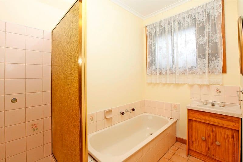 43 Greenhills Road, BUNDOORA VIC 3083, Bundoora - Thumbnail 6