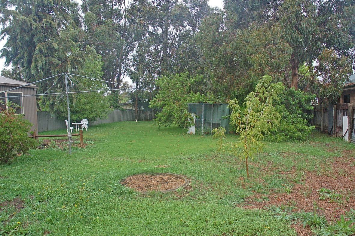 75 Malbon Street, Bungendore NSW 2621, Bungendore - Thumbnail 2