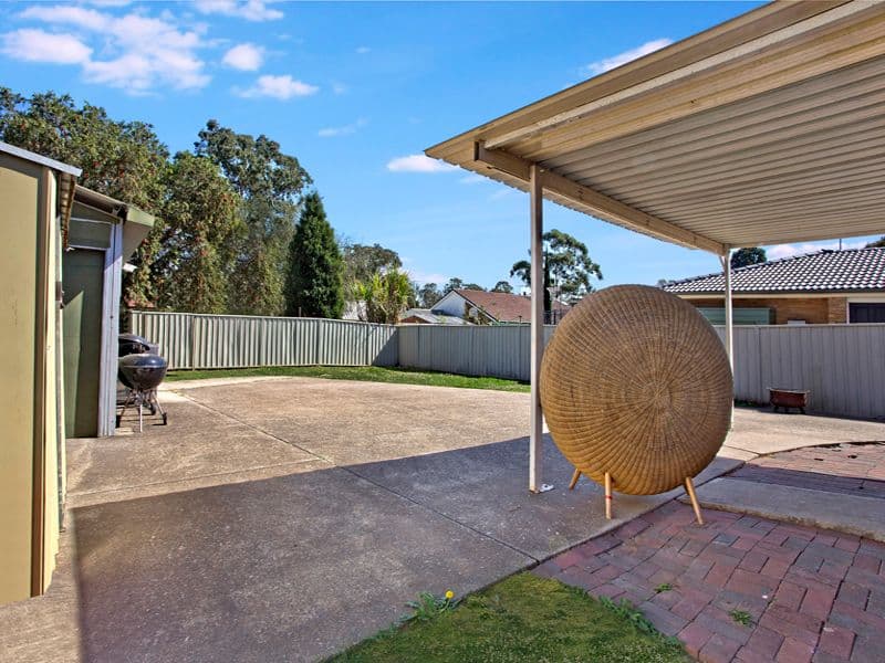 98 McFarlane Drive, MINCHINBURY NSW 2770, Minchinbury - Thumbnail 3