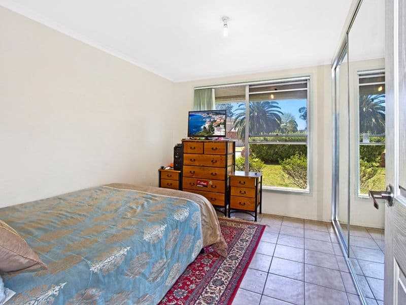 98 McFarlane Drive, MINCHINBURY NSW 2770, Minchinbury - Thumbnail 5