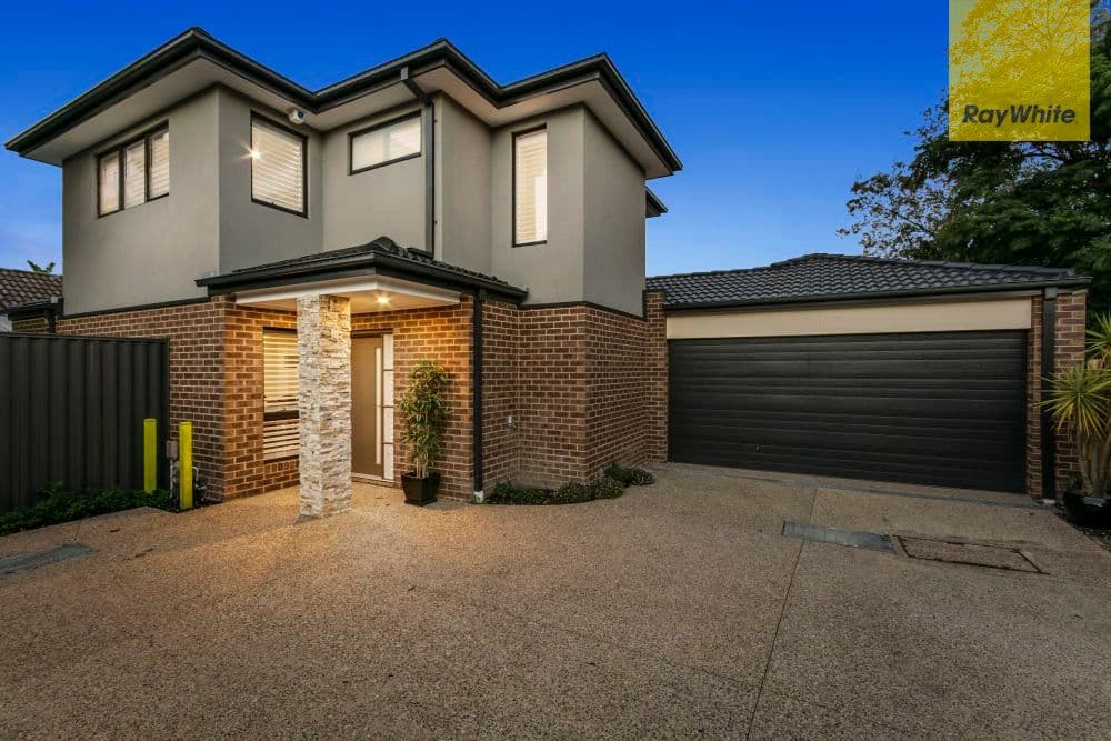 8 Grayson Drive, Scoresby VIC 3179, Scoresby - Image 1