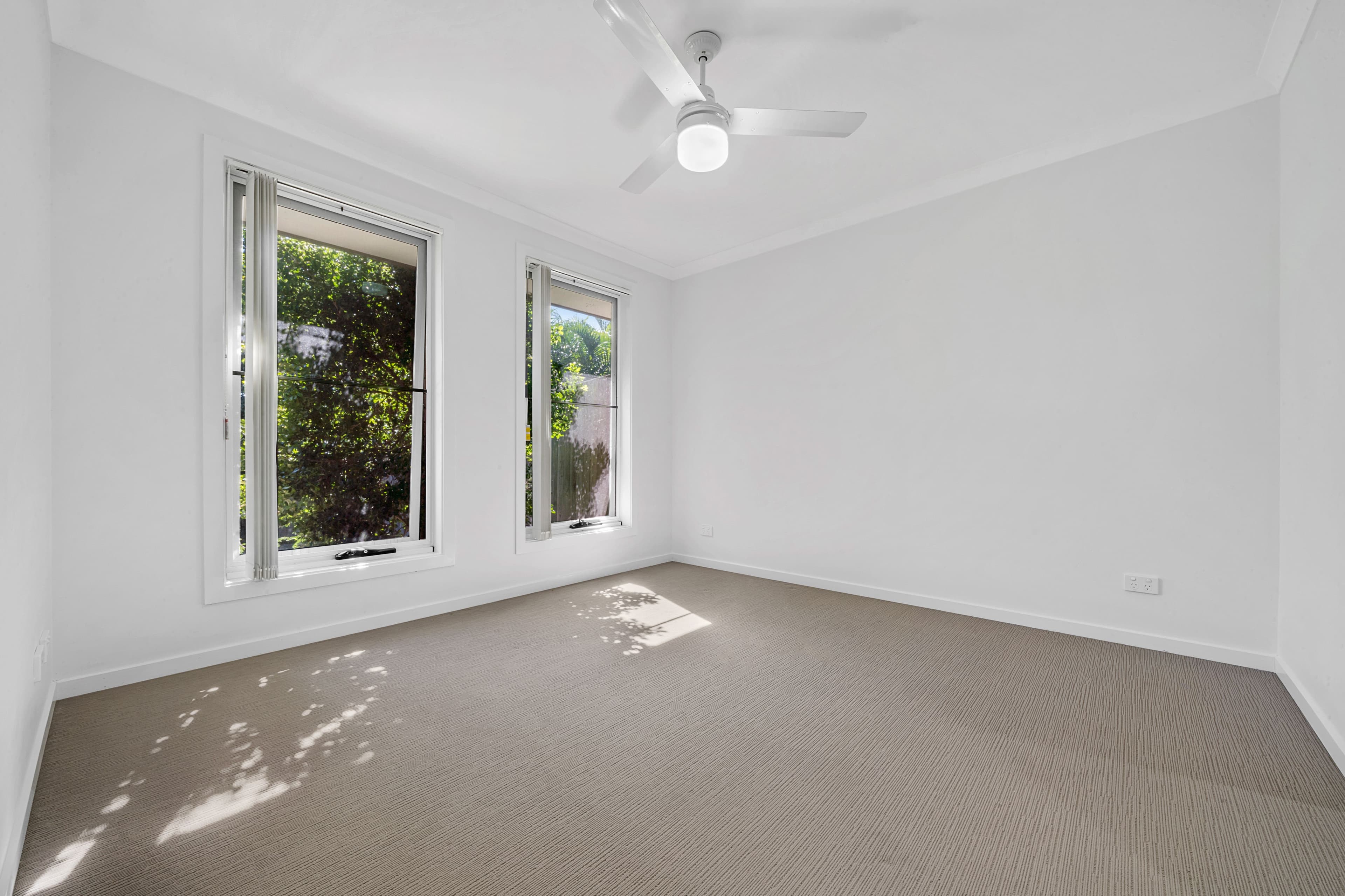 4 Woodburn Street, Marsden QLD 4132, Marsden - Thumbnail 2