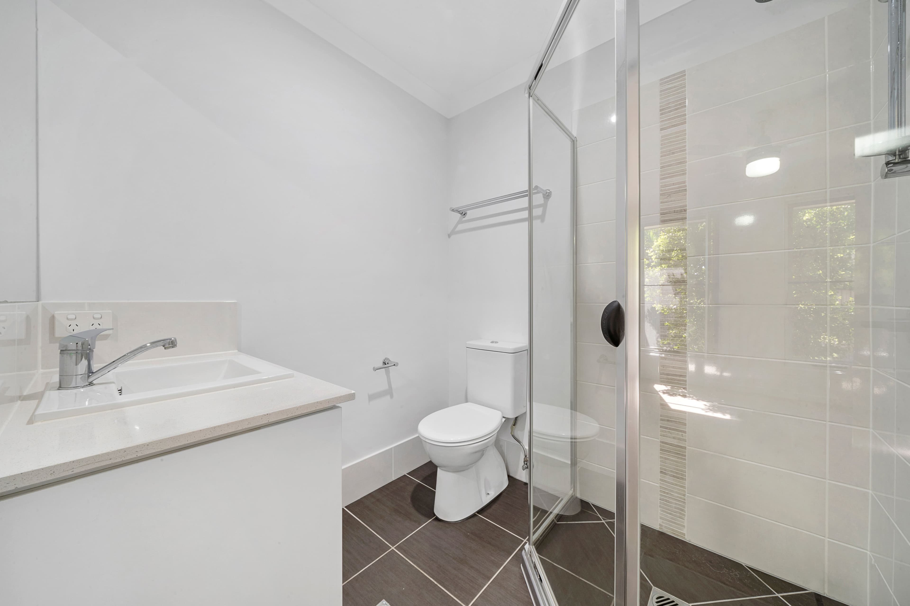 4 Woodburn Street, Marsden QLD 4132, Marsden - Thumbnail 3
