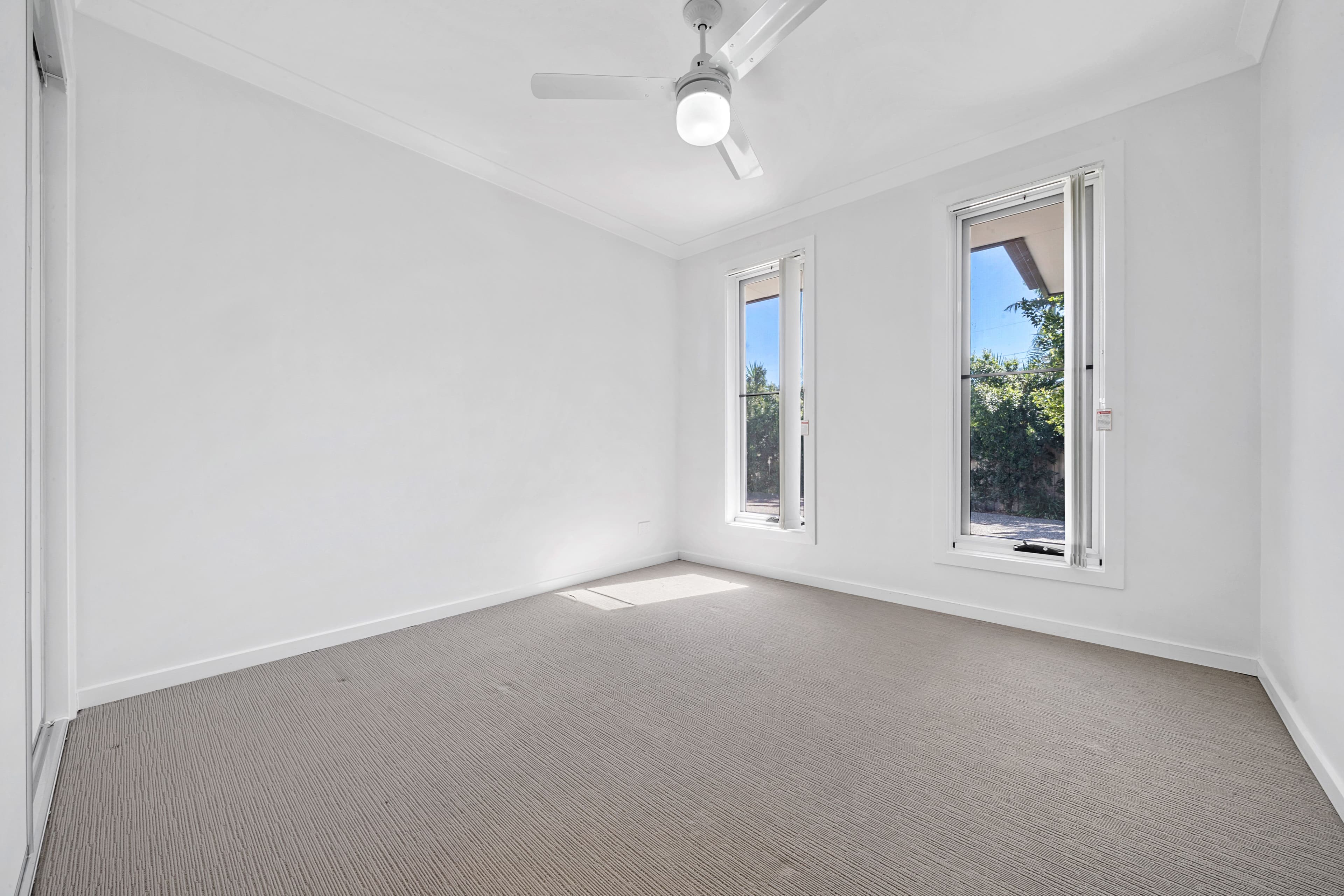 4 Woodburn Street, Marsden QLD 4132, Marsden - Thumbnail 4