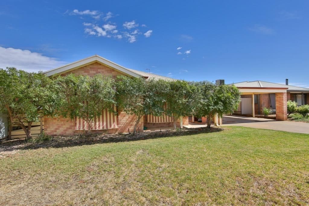 38 Elouera Drive, Irymple VIC 3498, Irymple - Thumbnail 2