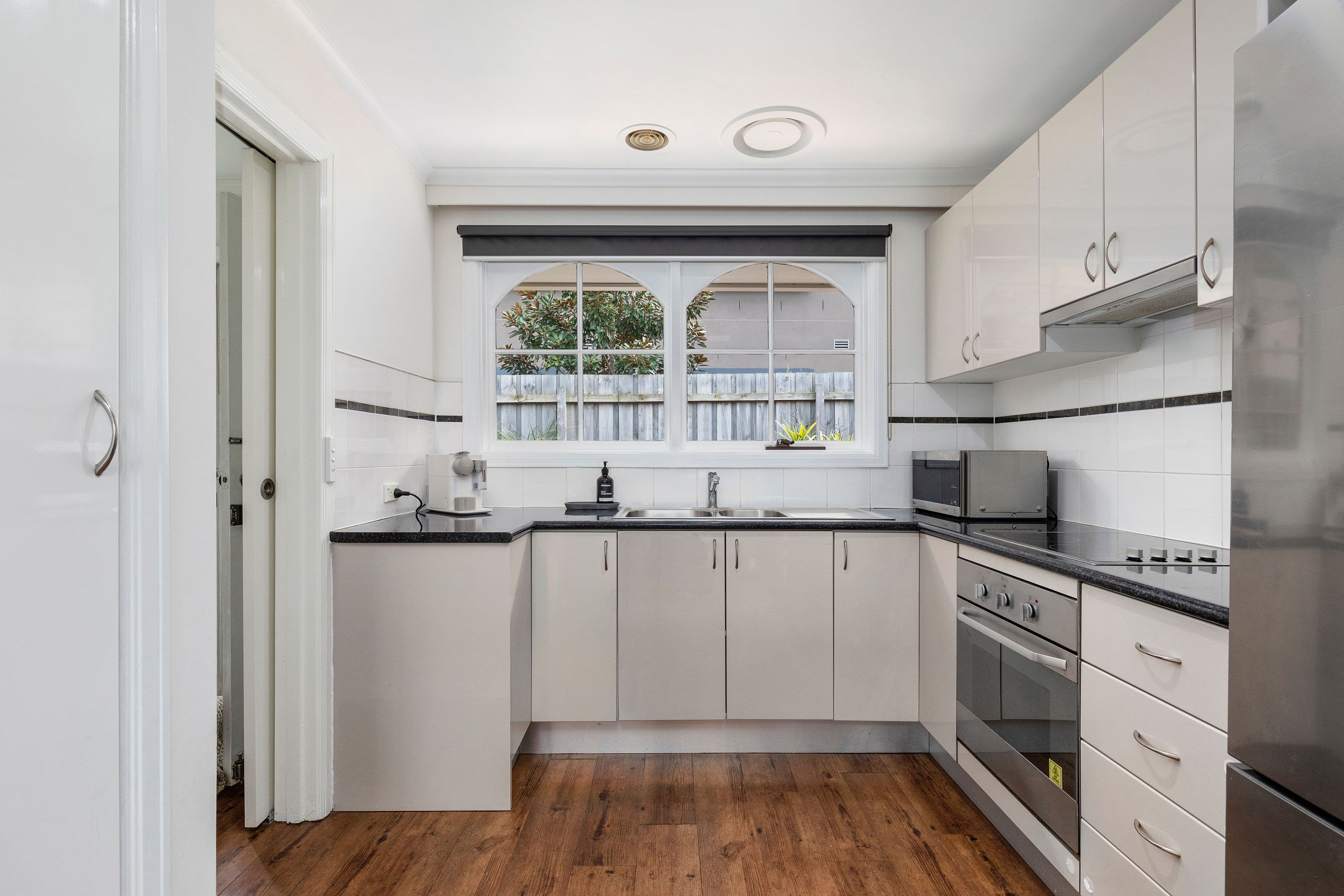 11 Wilson Street, Cheltenham VIC 3192, Cheltenham - Thumbnail 6