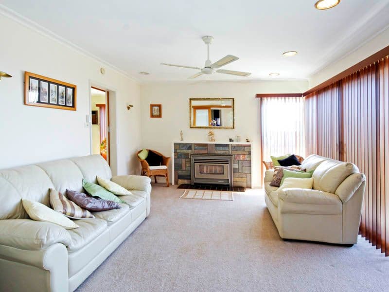 10 Chanel Avenue, BELL POST HILL VIC 3215, Bell Post Hill - Thumbnail 3