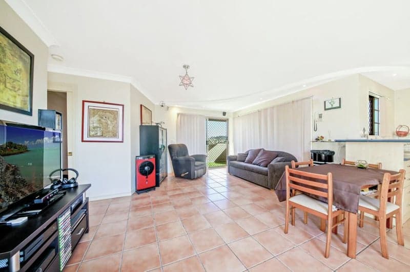 158 Stafford Road, Gordon Park - Thumbnail 2