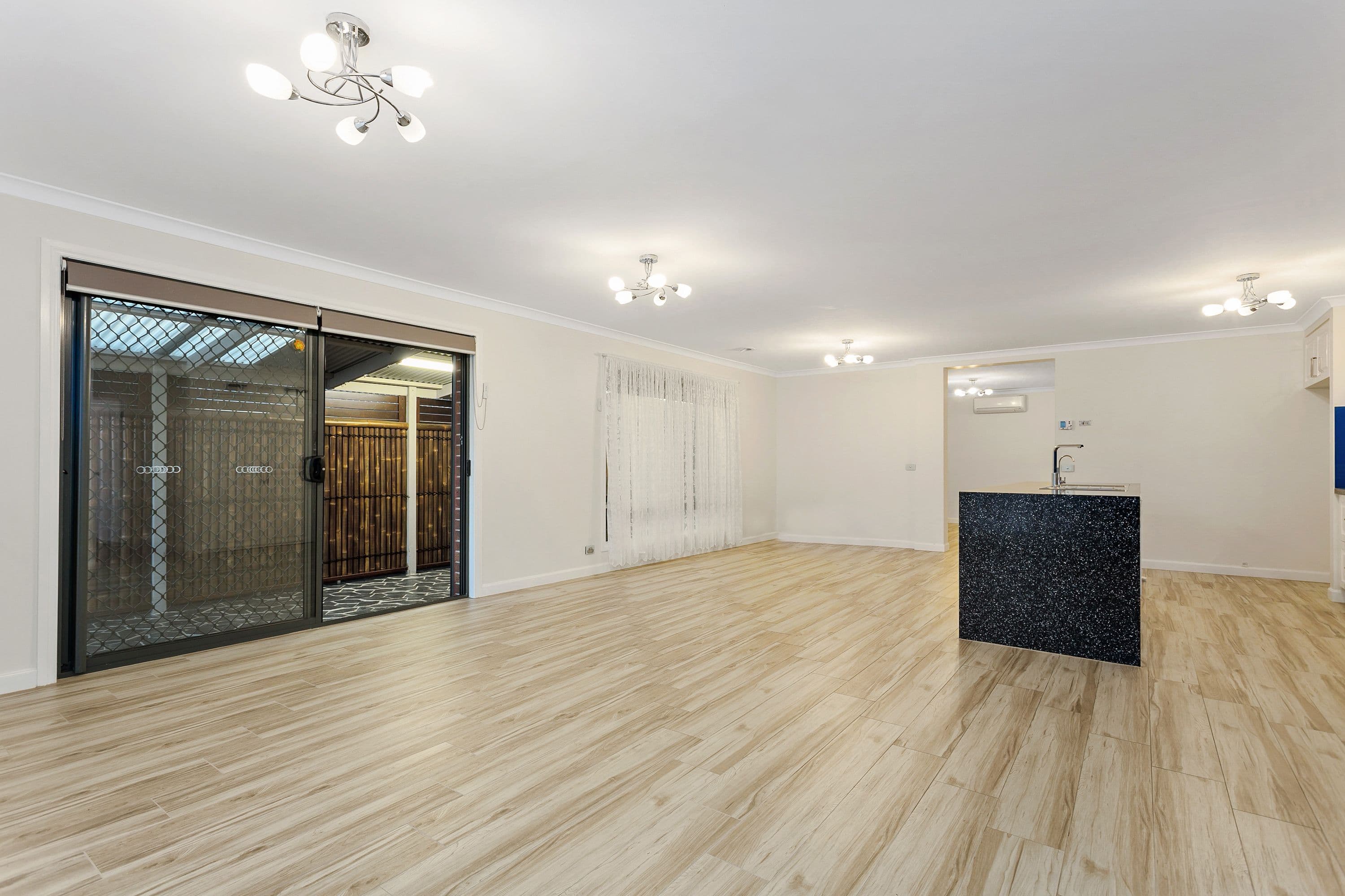 9 Amberley Drive, Pakenham VIC 3810, Pakenham - Thumbnail 6