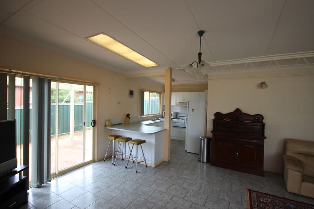 36 Raglan Street, Tamworth NSW 2340, East Tamworth - Thumbnail 3