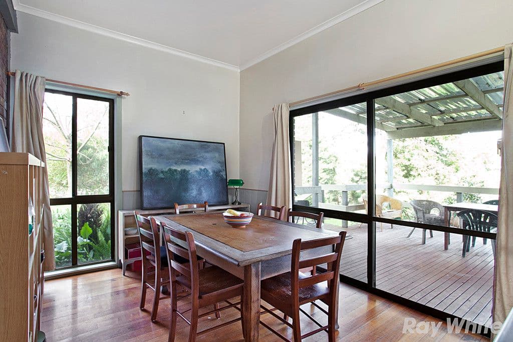 7 Hilltop Road, Upper Ferntree Gully VIC 3156, Upper Ferntree Gully - Thumbnail 3