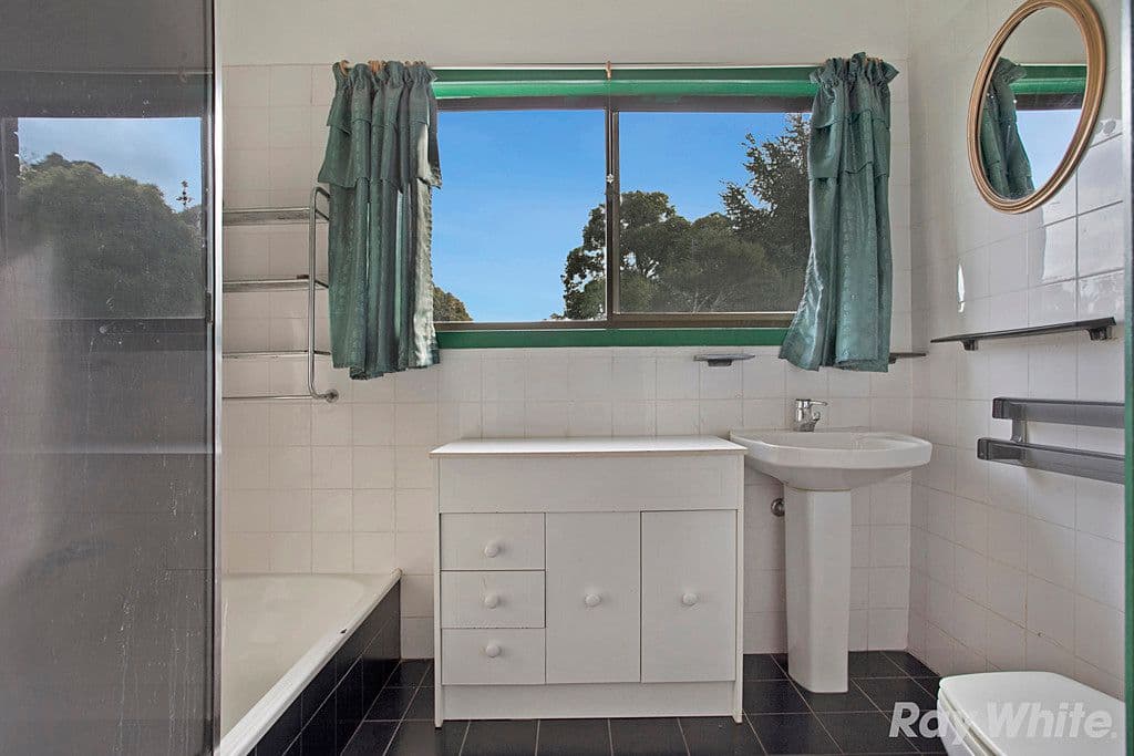 7 Hilltop Road, Upper Ferntree Gully VIC 3156, Upper Ferntree Gully - Thumbnail 6
