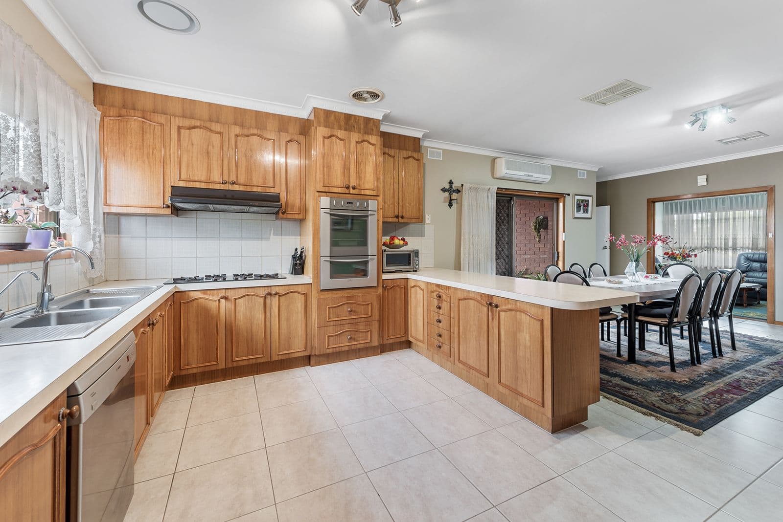 5 Peterlee Court, Craigieburn VIC 3064, Craigieburn - Thumbnail 5