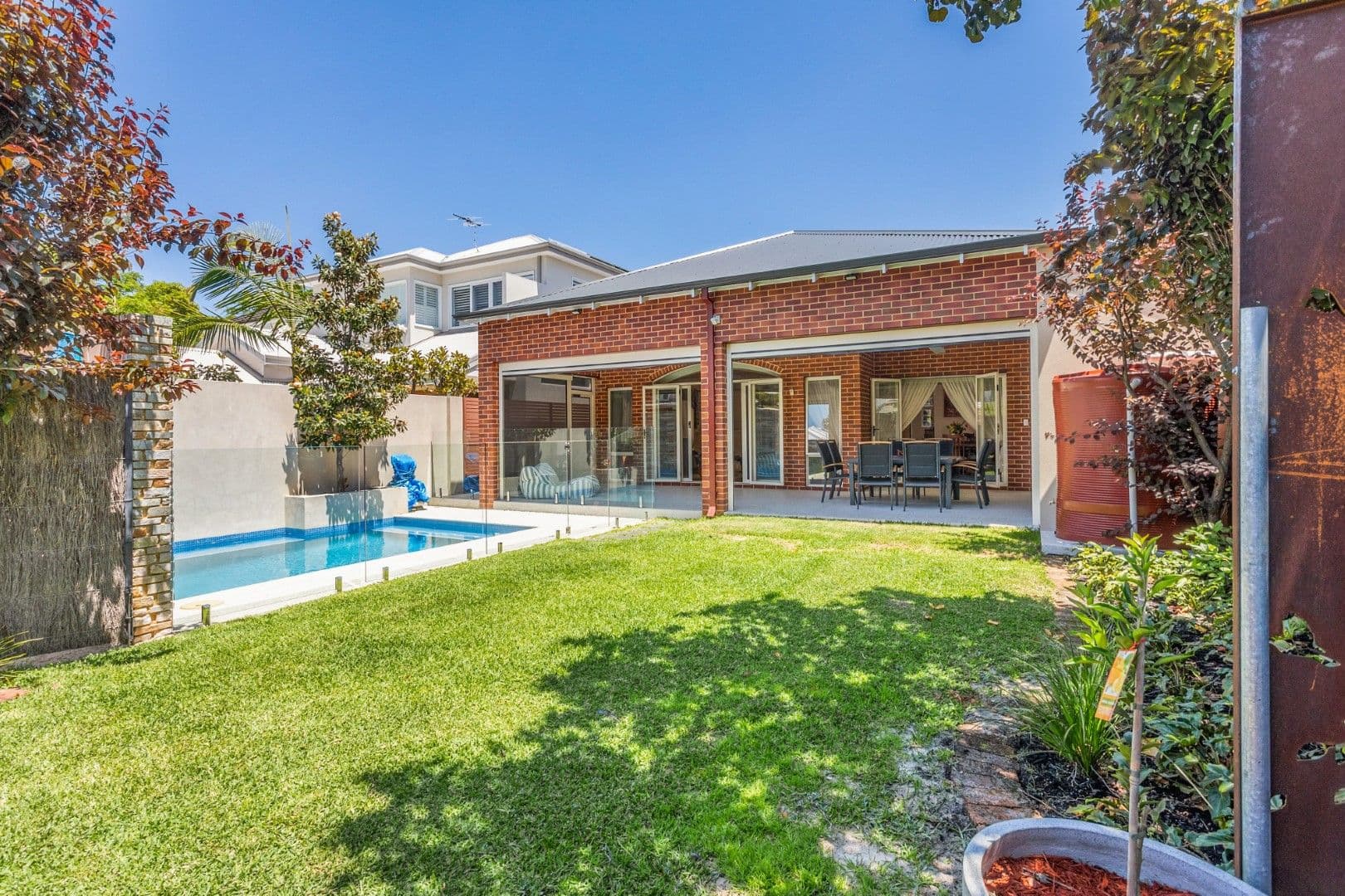 34 Waverley Street, South Perth WA 6151, South Perth - Thumbnail 2