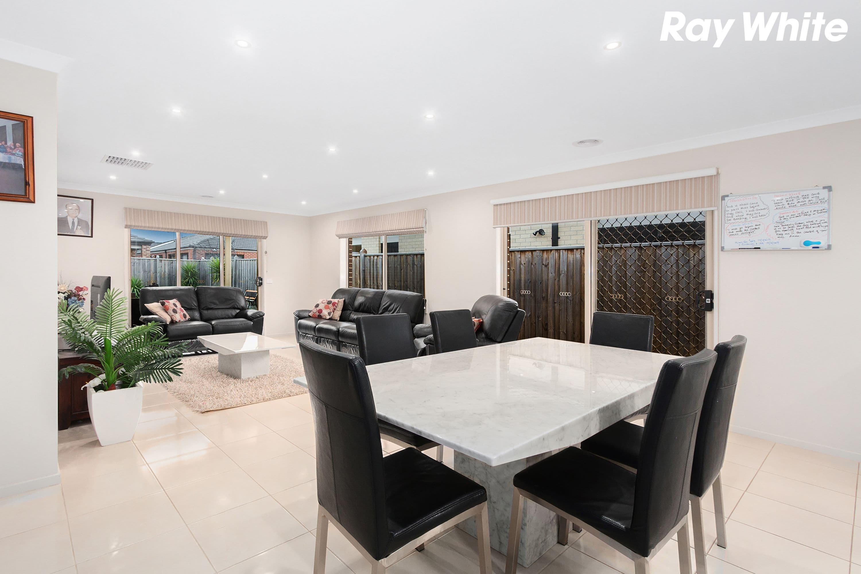 1 Longmeadow Road, Officer VIC 3809, Officer - Thumbnail 8