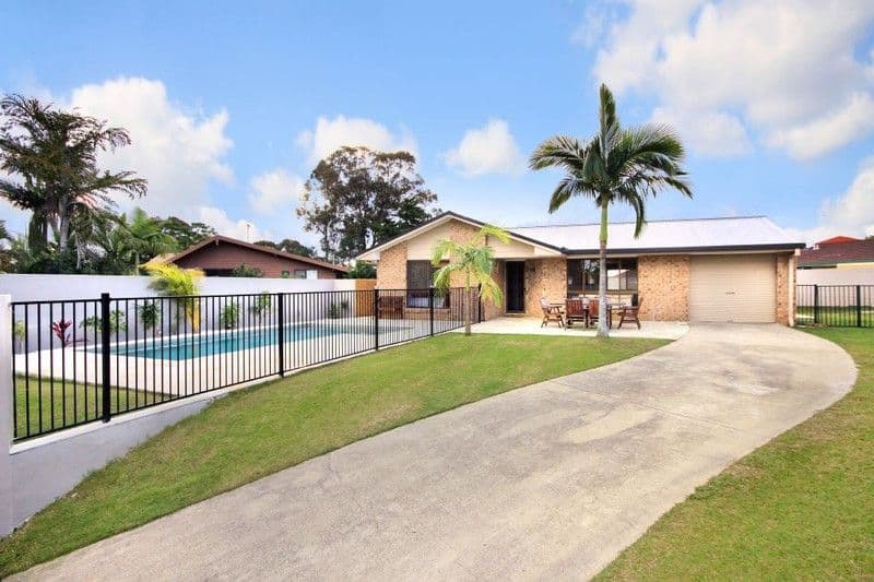 17 Mackay Place, BURLEIGH WATERS QLD 4220, Burleigh Waters - Thumbnail 5