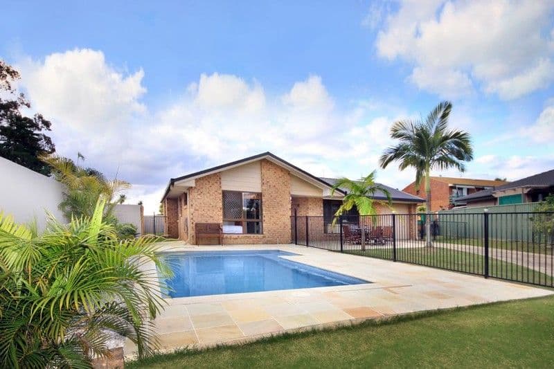 17 Mackay Place, BURLEIGH WATERS QLD 4220, Burleigh Waters - Thumbnail 6