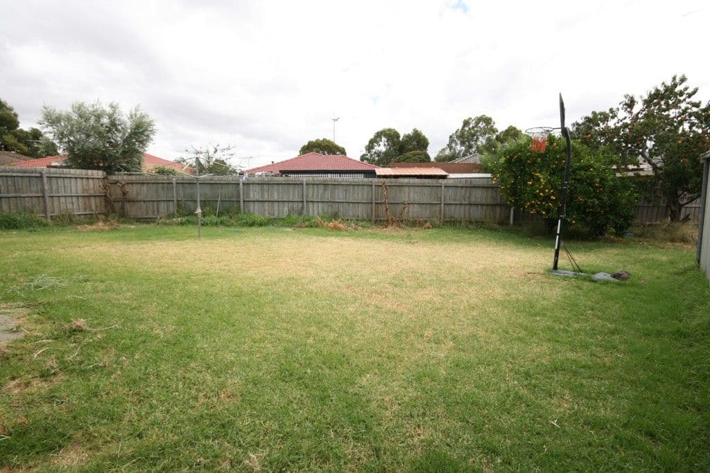 2 Tollhouse Road, KINGS PARK VIC 3021, Kings Park - Thumbnail 6