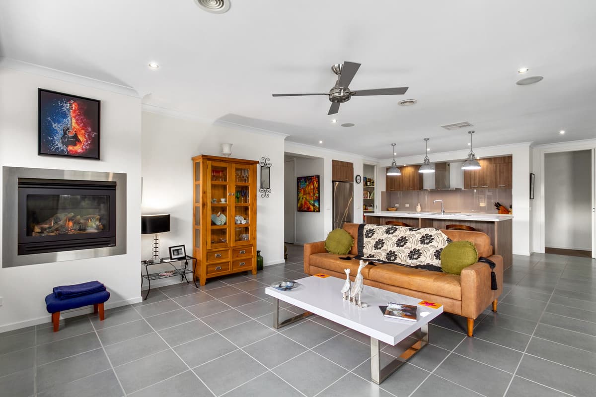 5 Waterrun Close, Traralgon VIC 3844, Traralgon - Thumbnail 6