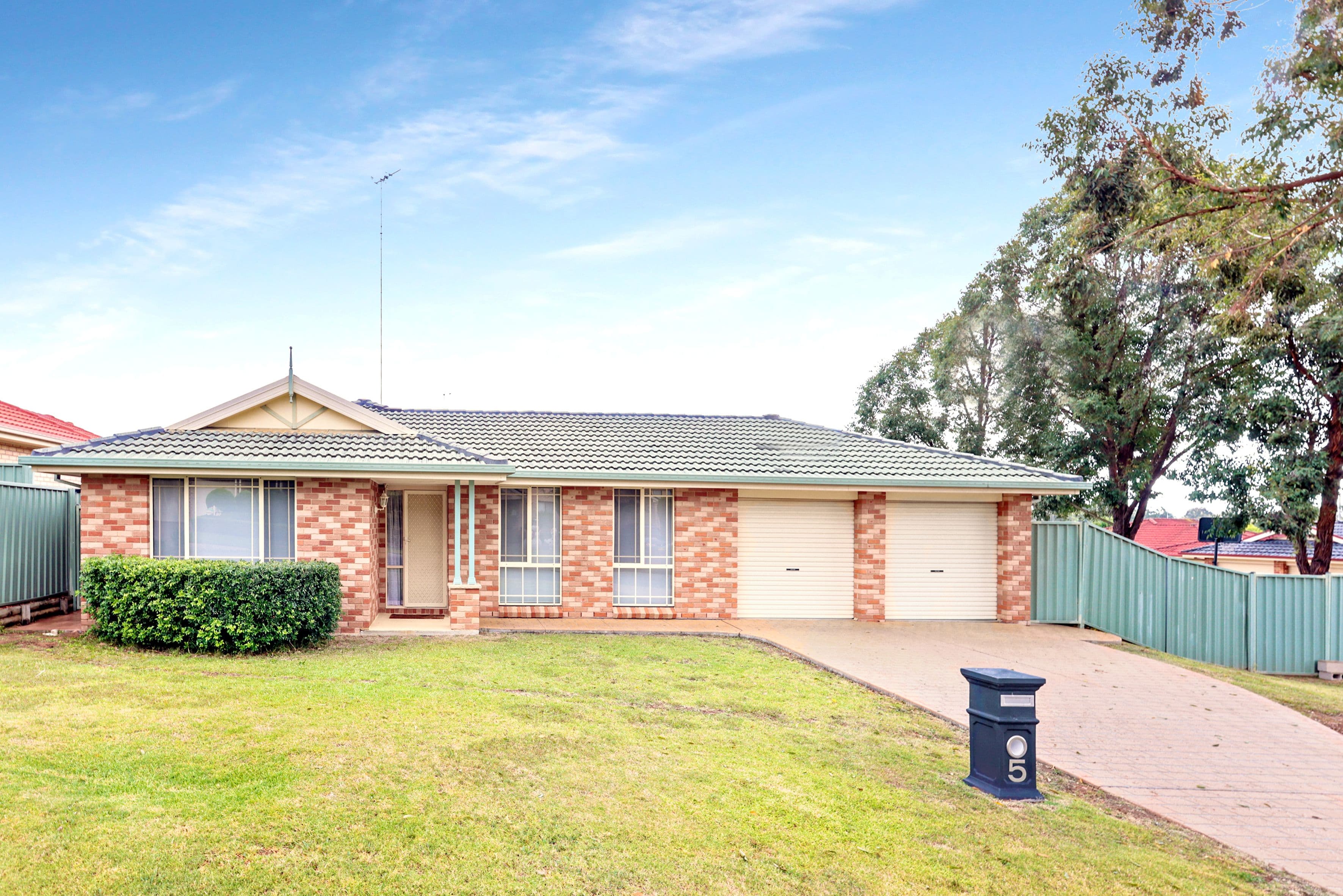 5 Thornbill Crescent, Glenmore Park NSW 2745, Glenmore Park - Thumbnail 2