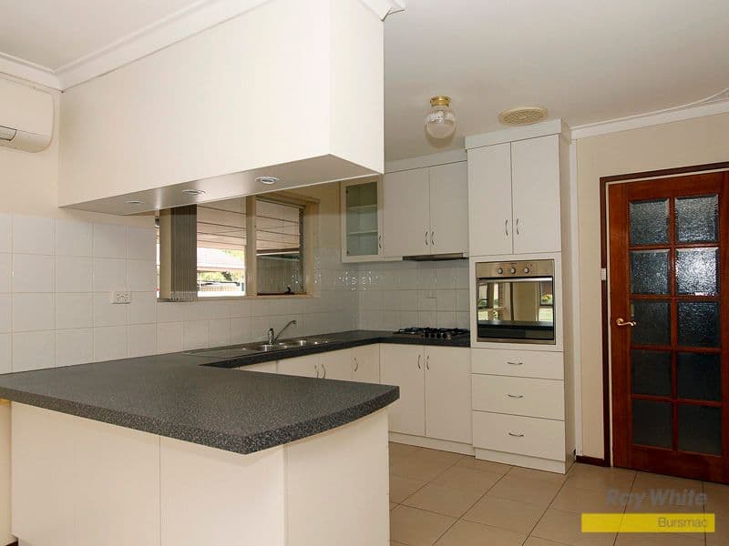 16 Amanda Drive, CAMILLO WA 6111, Camillo - Thumbnail 2
