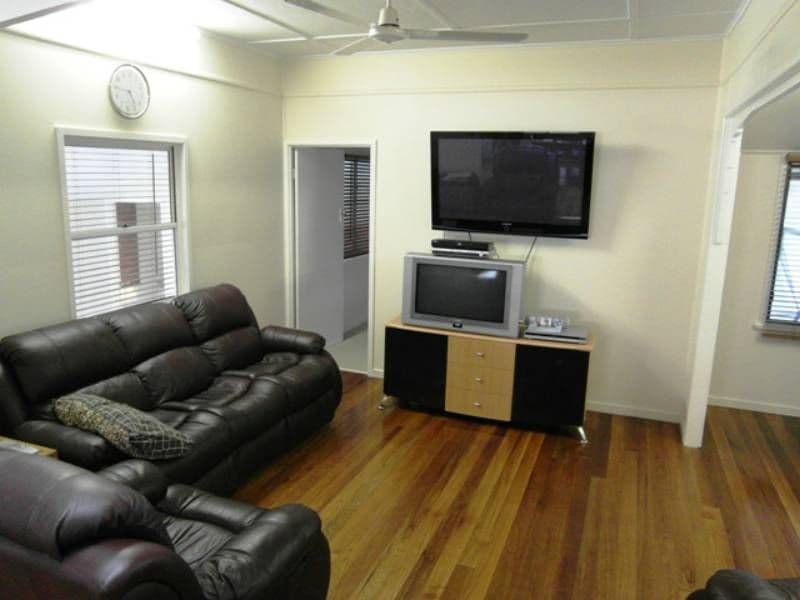 153 Malcomson Street, NORTH MACKAY QLD 4740, North Mackay - Thumbnail 3